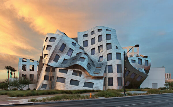 Street Art & Architecture Photo Tour