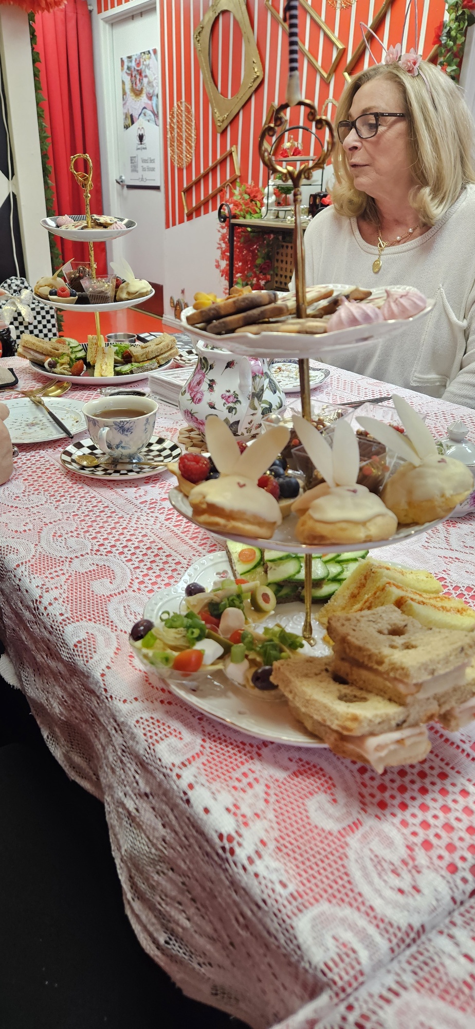 Tea Party Experience - Photo Tours Vegas